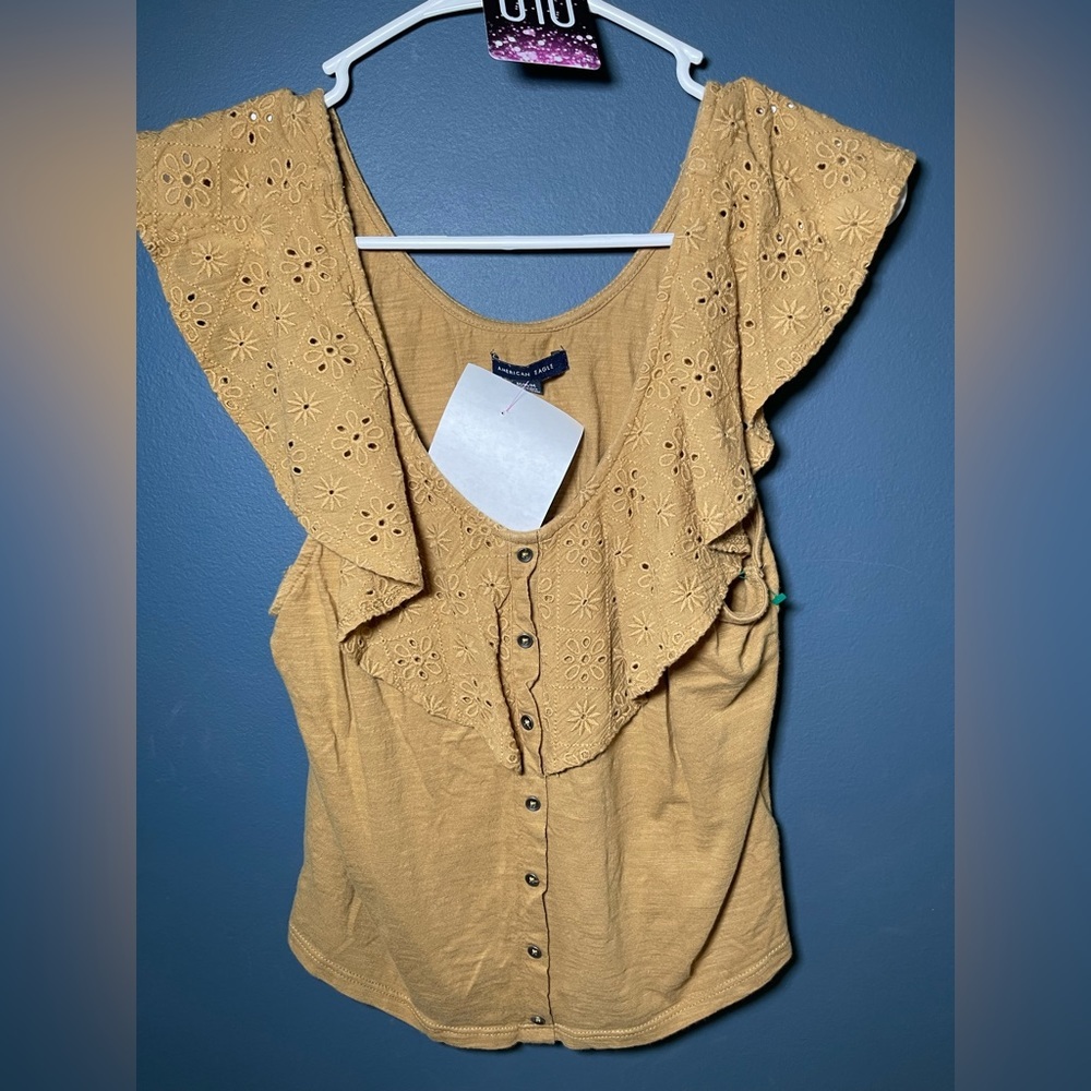 🪩 American Eagle Blouse Sand Color Size Medium